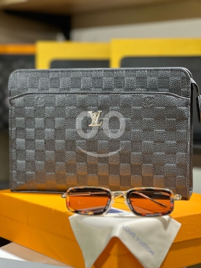 Clutch bag