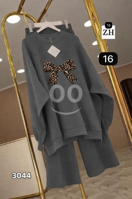 سيت نسائي شتوي ناعم مع فيونكة أنيقة | Premium Women's Winter Set with Elegant Bow — 2