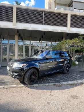 Land Rover in Mayrouba - Range Rover Sport 2016