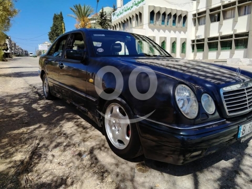 Mercedes-Benz in Berqayel - مرسيدس ٩٦