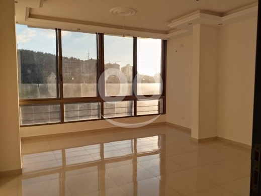 Apartments for sale in Bchamoun - شقه للبيع بشامون المدارس شارع خاص