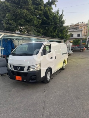 Nissan in Aramoun - Nissan urvan 2015