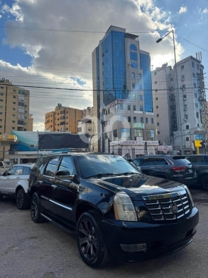 Cadillac in Beirut City - Escalade 2007