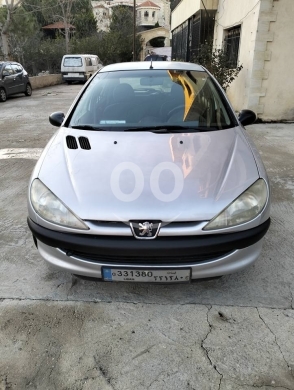 Peugeot in Ain We Zein - Peugeot 206 model 2003