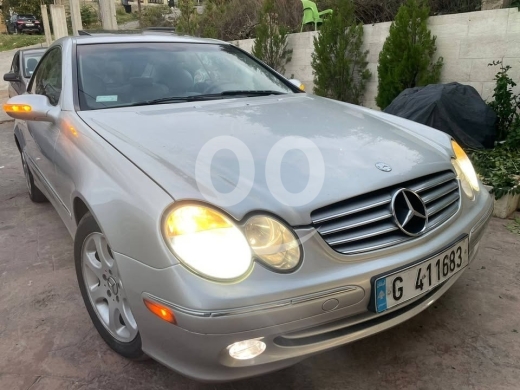 Mercedes-Benz in Zgharta - MERCEDES BENZ CLK 320 model 2004