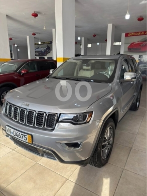 Jeep in Tripoli - Grand Cherokee model 2017