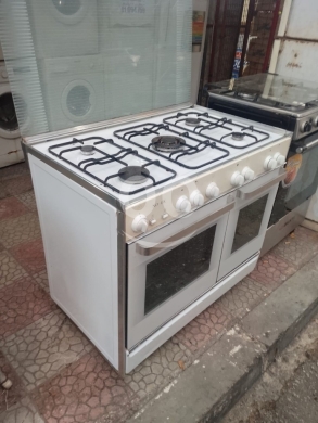Kitchen appliances in Tripoli - فرصة لا تتكرر: فرن غاز إيطالي 5 رؤوس بمواصفات ملكية - الآن بسعر 150$ فقط!