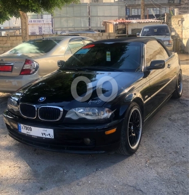 BMW dans Beyrouth - New Boy 2003