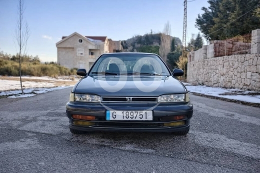 Honda in Feytroun - Honda accord Model 1990