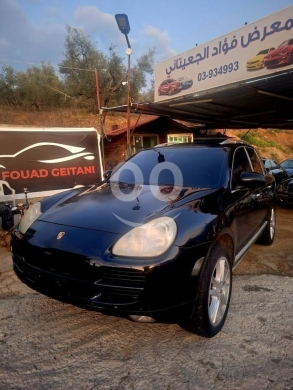 Porsche in Zgharta - Porsche Cayenne S 2004