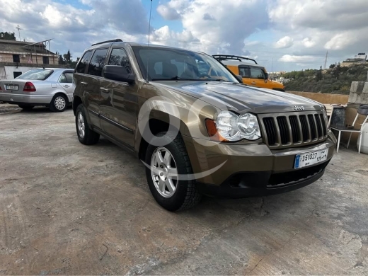 Jeep in Beirut City - Jeep Grand Cherokee 2009