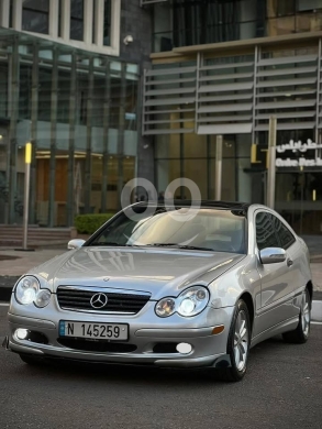 Mercedes-Benz in Tripoli - Mercedes 230 model 2002