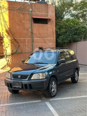 هوندا في مدينة بيروت - Crv model 97