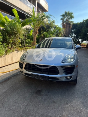 Porsche in Hazmieh - Porsche macan