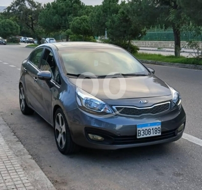 Kia dans Beyrouth - Kia Rio 2012