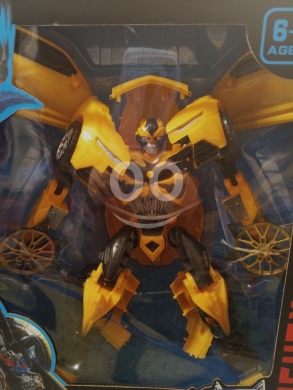 لعبة الروبوت المتحول اليدوي مع إضاءة وموسيقى | Manual Transformer Robot to Car Mode Toy — 2