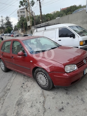 Volkswagen in Zouk Mikaël - 