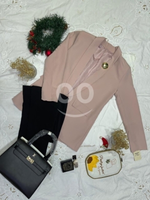Vêtements, chaussures et accessoires dans Zahleh - طقم بليزر مع بنطلون (نخب أول) خامة إيطالية - قمة الأناقة والرقي
