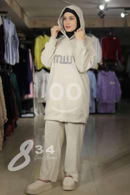 Clothes, Footwear & Accessories in Al Dahye - بيجاما قطن فليس تركي مطرزة بالستراس - تشكيلة شتاء 2026 الجديدة للأناقة والتدفئة (24$)