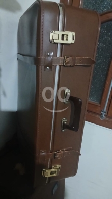 Antiques & Collectibles dans Minieh - حقيبة جلد ألمانية فاخرة - جودة عالمية وتصميم كلاسيكي متين (40$)