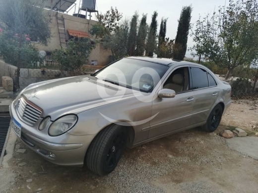 Mercedes-Benz in Zahleh - ٣٢٠ موديل ٢٠٠٣