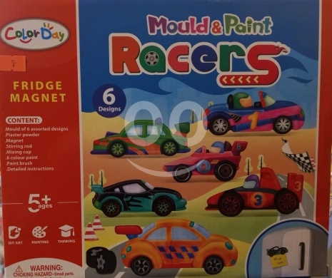 Other Goods in Ras El Metn - طقم قوالب وتلوين سيارات السباق مغناطيس الثلاجة ٦ تصاميم +٥ | Racers Mould & Paint Fridge Magnet 3+