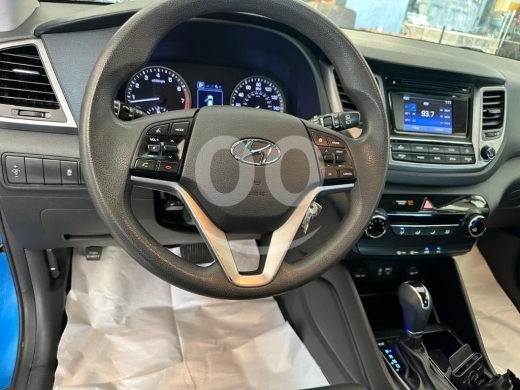 Hyundai Tucson 2017 AWD 2.0L | Leather Electric Seats | Touch Screen | Mint Condition — 4