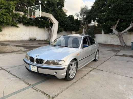 BMW dans Beyrouth - Bmw 325 model 2001