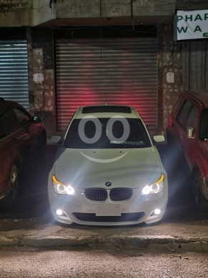 BMW dans Beyrouth - 525i model 2007
