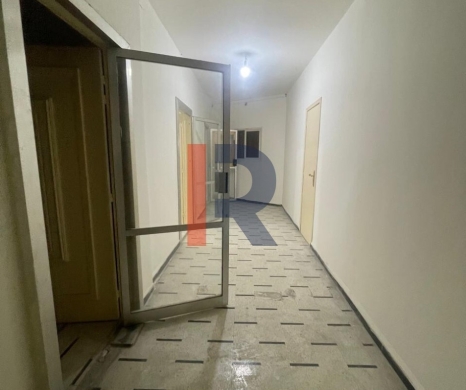 R9-3108 Office for Sale in Horriyeh Street – Tripoli