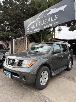 Nissan in Baabda - Nissan pathfinder 2006