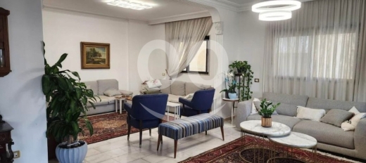 Apartments for sale dans Beyrouth - Luxury 300sqm Apt for Sale in Tallet El Khayat, Beirut | Prime Location
