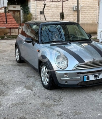 Mini in Beirut City - Mini Cooper 2004