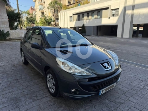 Peugeot in Beirut City - Peugeot 206 2012