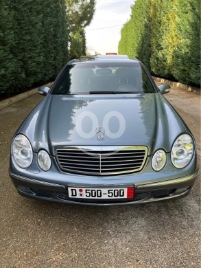 Mercedes-Benz in Jidra - E350 model 2006