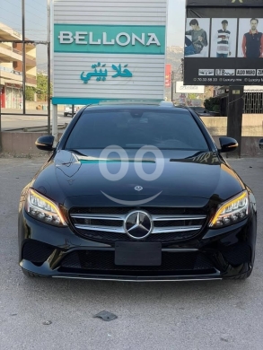Mercedes-Benz in Zgharta - Mercedes C 300 Model 2019