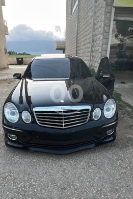 Mercedes-Benz in Zahleh - E500 2003