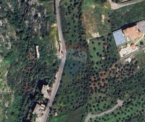 Lands for sale dans Deddeh - R9-3122 Sea View Land for Sale in Deddeh - Koura أرض مطل بحري للبيع في دده الكورة