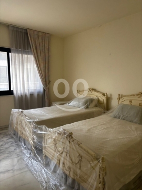 Apartments for sale in Verdun - شقة فاخرة للبيع في فردان - مساحة 279م، 4 غرف نوم، بناء راقٍ مع موقفين وغرفة خادمة