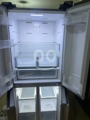 Kitchen appliances in Bourj el Barajneh - براد سامسونج انفرتر 30 قدم موفر للطاقة بختم شركة ستوك وكفالة سنة | Samsung 30ft Inverter Energy-Save