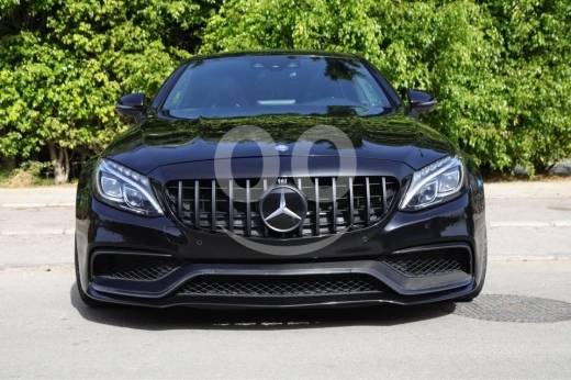 Mercedes-Benz in Beirut City - Mercedes C63s 2017