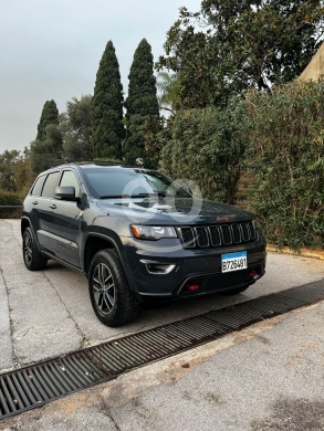 Jeep in Dekouaneh - Trailhawk 2017