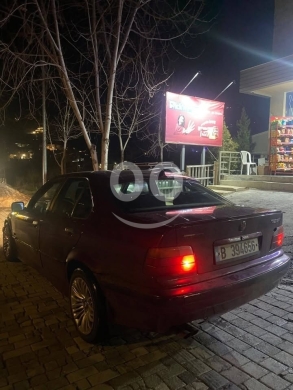 BMW in Mayrouba - Bmw boy 92 325i