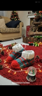 Clothes, Footwear & Accessories in Halate - جوارب كروشيه صوفية مصنوعة يدوياً لراحة ودفء فائقين | Premium Handmade Crochet Woolen Socks for Ultim