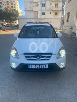 Jeep in Kobbeh - CR-V model 2005 ex 4wd tripoli ebeh 70705453 ولا غلطه