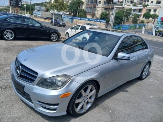 مرسيدس بنز في مدينة بيروت - مرسيدس c 250 موديل 2012