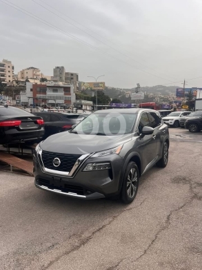 Nissan in Jbeil - نيسان روج موديل 2021 بحالة ممتازة - تقنيات حديثة | 2021 Nissan Rogue Excellent Condition