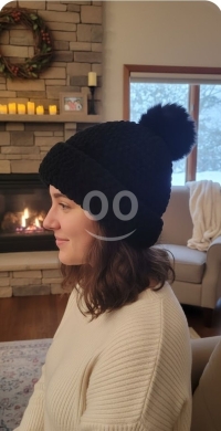 Vêtements, chaussures et accessoires dans Halate - قبعة بيني كروشيه يدوية دافئة وأنيقة لشتاء مريح | Handmade Crochet Winter Beanie for Warmth and Style
