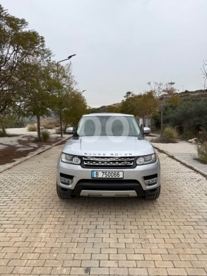 Land Rover in Damour - Range Rover sport 2015