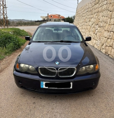 BMW dans Béchmizzine - BMW 325 2002